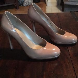 Stuart Weitzman Nude Patent Leather Pumps